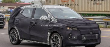 Chevrolet Bolt EUV Spied During Testing 12