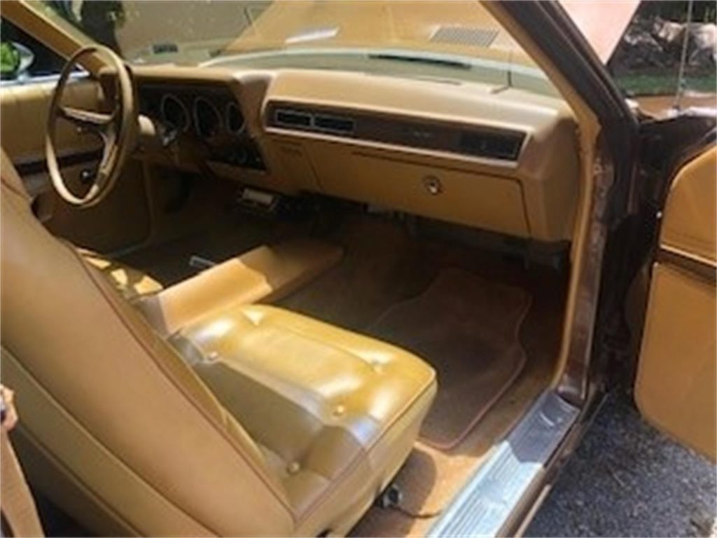 1973 Dodge Challenger by Mopar 9
