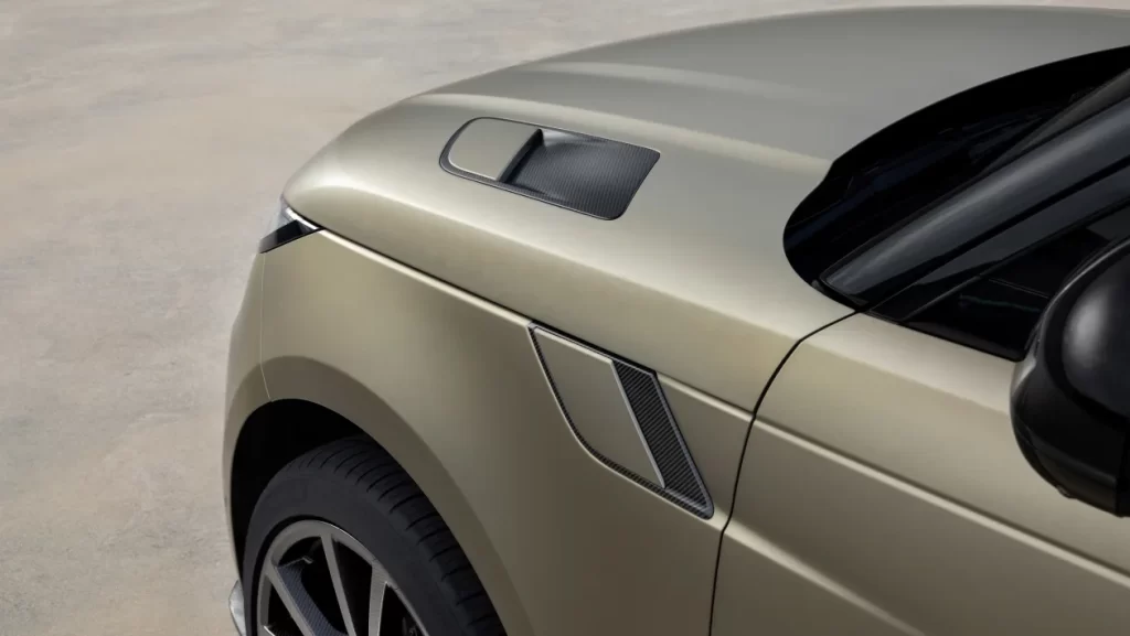 2024 Range Rover Sport SV 13
