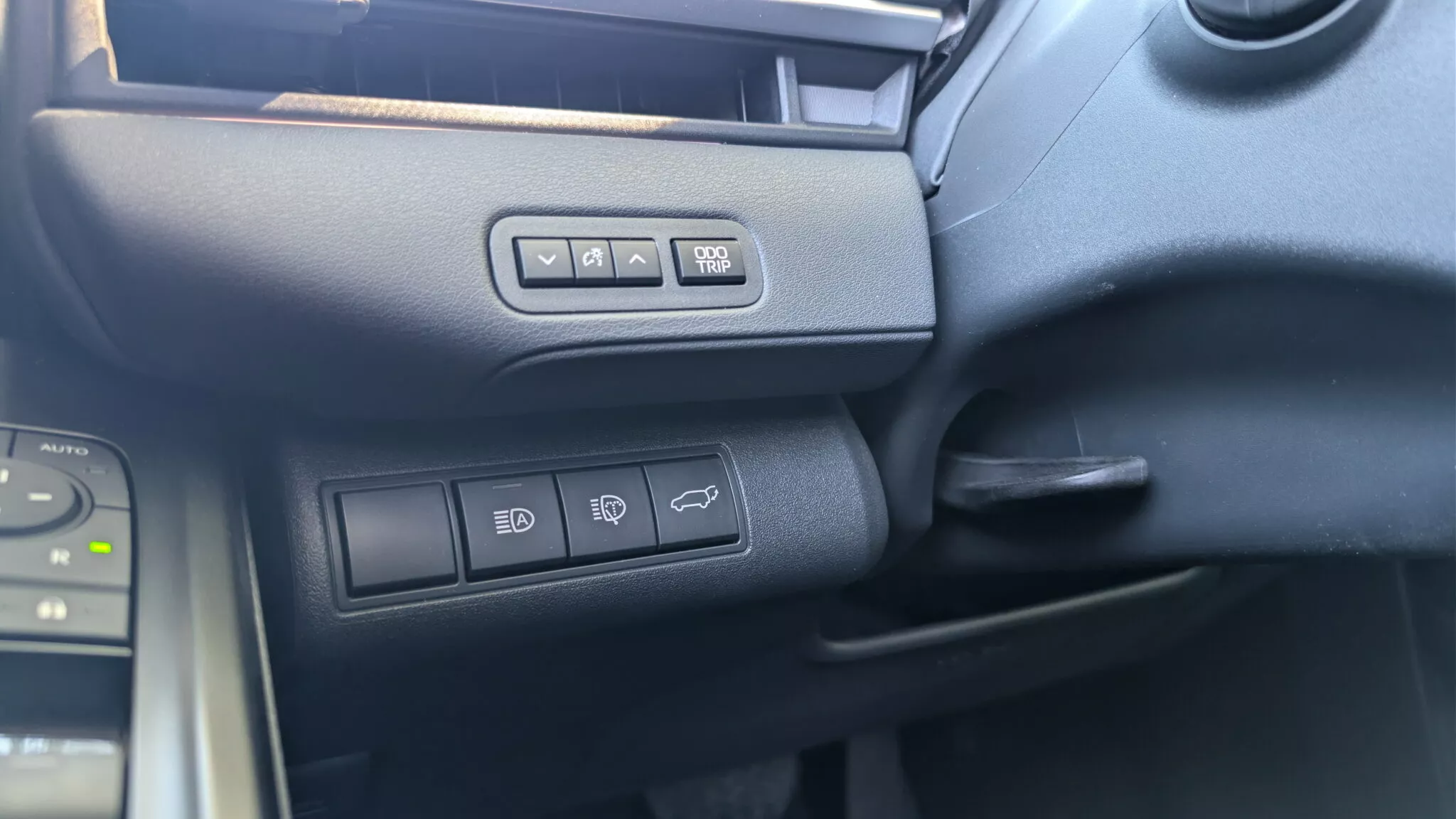 2026 Toyota C HR EV (15)