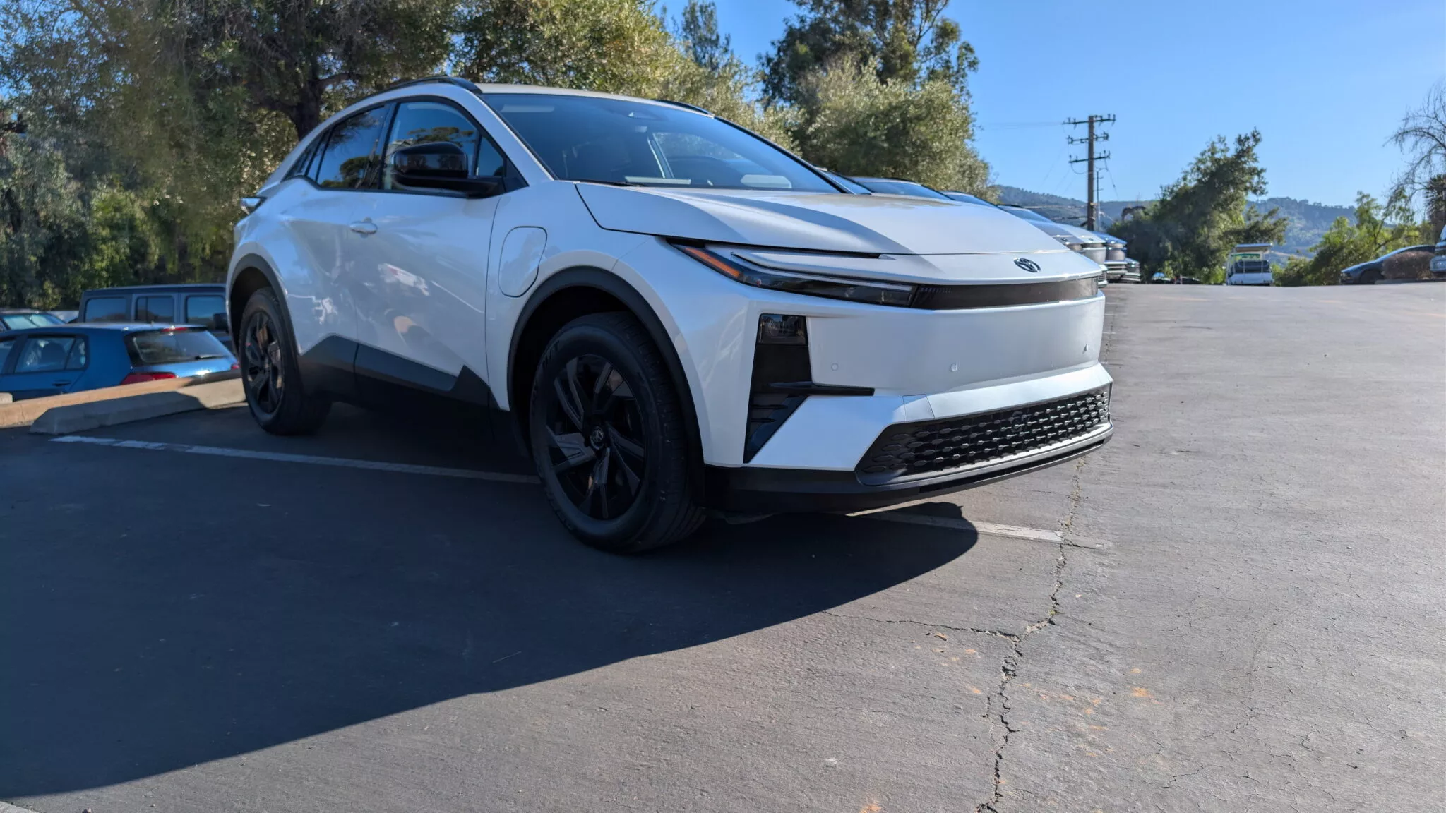 2026 Toyota C HR EV (21)