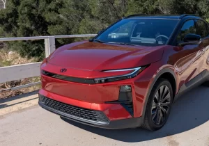 2026 Toyota C HR EV (5)