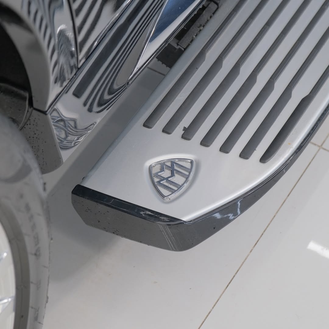 2024 Mercedes Maybach GLS 600 (2)