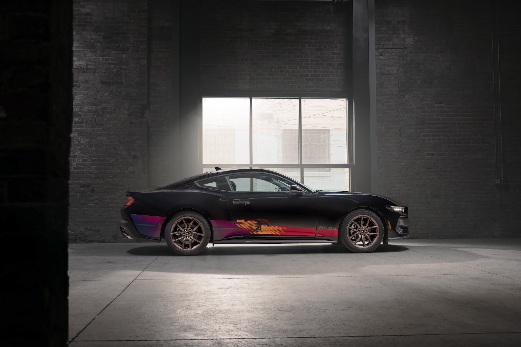 Ford Mustang EcoBoost TLD Signature Edition (3)