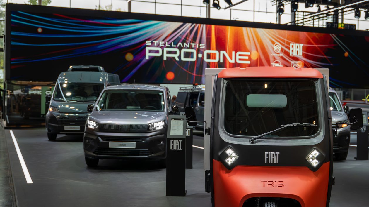 Fiat Professional TRIS Electric Three Wheeler (16)
